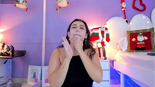 my aleja  online show from December 2025 12:43:01 PM