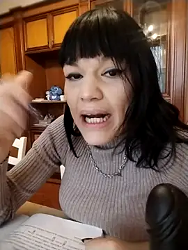 SarettaB90 online show from January 2026 01:48:01 PM