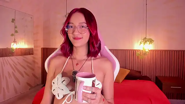 daphne courtis online show from January 2026 03:12:02 AM