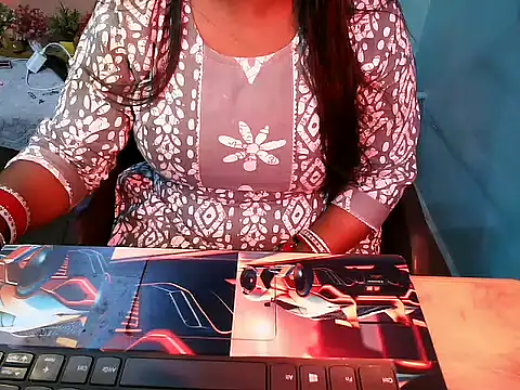 Snapshot of PREETI_BABY chatting on June 2026 05:04:01 AM PREETI BABY online show from June 2026 05:04:01 AM