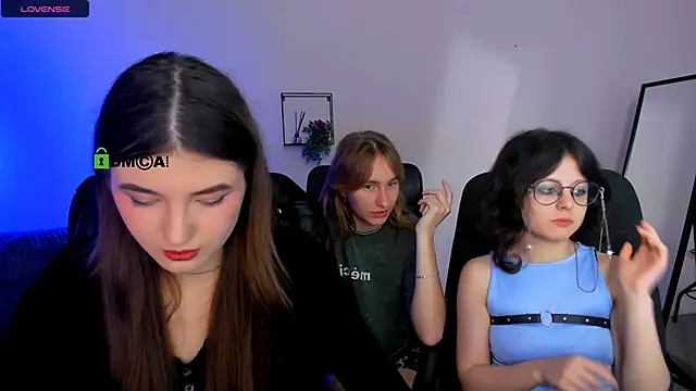 Snapshot of lissa_night chatting on September 2025 02:08:01 PM lissa night online show from September 2025 02:08:01 PM