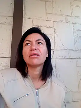 Arya Lexy online show from October 2025 02:52:01 PM