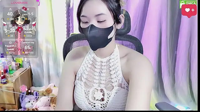 Snapshot of HanaYourlove chatting on June 2026 01:08:01 AM HanaYourlove online show from June 2026 01:08:01 AM