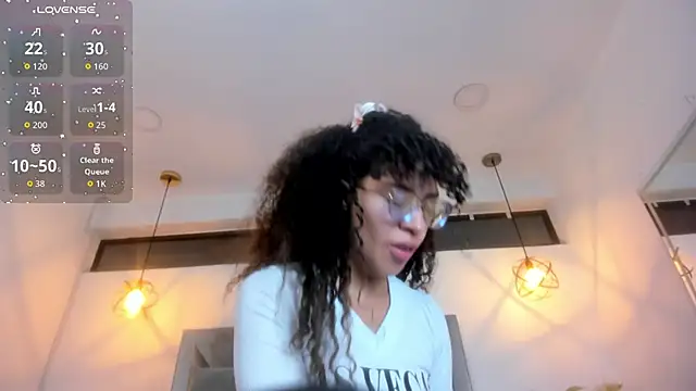 Hanna Cornee  online show from February 2026 01:27:02 PM