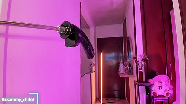 Sammy charlot online show from February 2026 08:40:01 PM