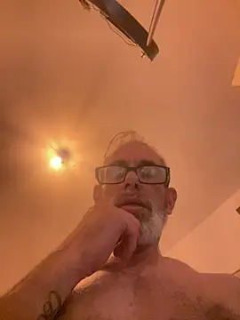 Snapshot of crisfootlicker chatting on August 2026 06:28:01 PM crisfootlicker online show from August 2026 06:28:01 PM