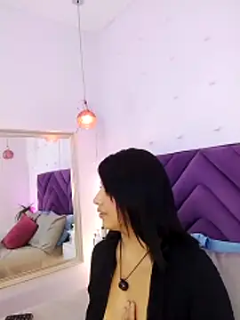 Kaylachannell online show from April 2026 03:46:01 AM