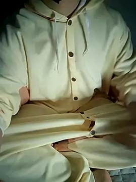 111owo111 online show from February 2026 09:21:02 AM