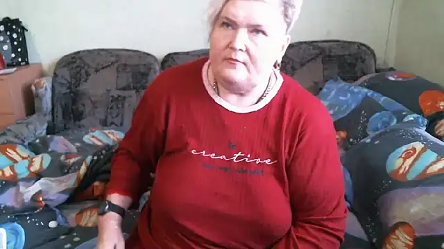 Snapshot of Lana555 chatting on October 2025 12:28:02 PM Lana555 online show from October 2025 12:28:02 PM