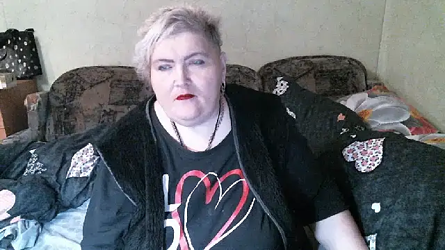 Snapshot of Lana555 chatting on November 2025 08:42:02 PM Lana555 online show from November 2025 08:42:02 PM