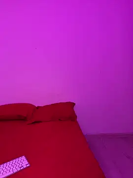 Mihadttraf online show from September 2025 12:54:02 AM