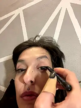 Piggiteablacktea online show from November 2025 05:14:02 PM