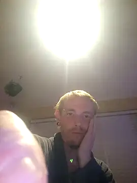 piercingpik online show from October 2025 06:52:02 PM