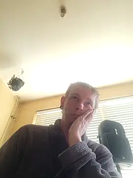 Snapshot of piercingpik chatting on May 2026 10:11:02 AM piercingpik online show from May 2026 10:11:02 AM