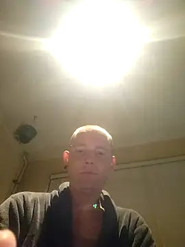piercingpik online show from June 2026 10:30:01 PM