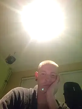 piercingpik online show from June 2026 08:33:02 PM