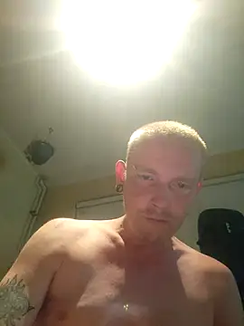 piercingpik online show from June 2026 09:52:01 PM