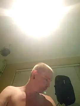 piercingpik online show from June 2026 11:43:01 PM