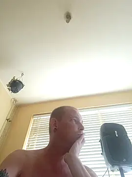 piercingpik online show from June 2026 03:18:01 PM