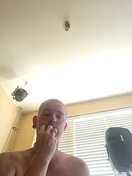 piercingpik online show from June 2026 10:15:01 AM