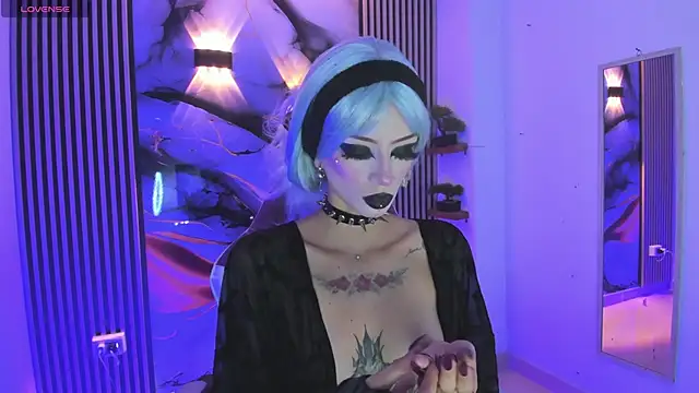 chloe jacksonn online show from April 2026 10:34:02 PM