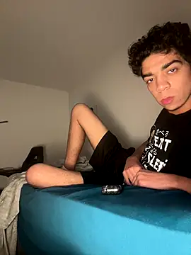 Snapshot of Ryan_12xX chatting on September 2025 10:02:01 PM Ryan 12xX online show from September 2025 10:02:01 PM