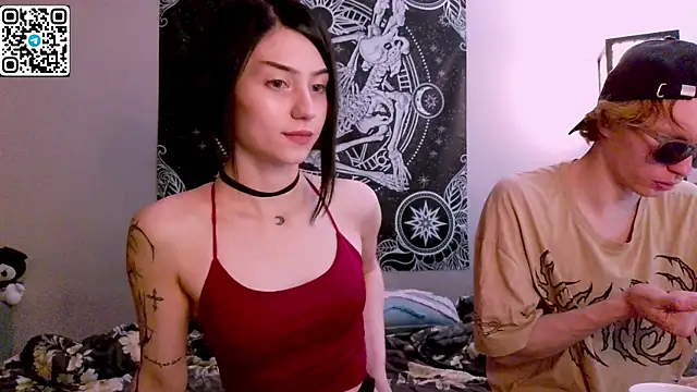 poisondevotion online show from October 2025 01:18:01 PM