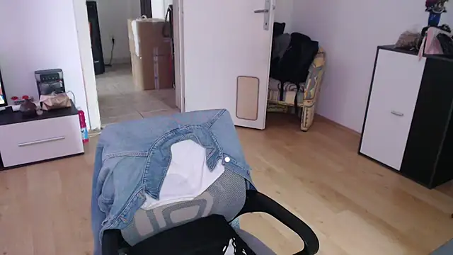 Aliens4twenty online show from November 2025 09:21:01 AM