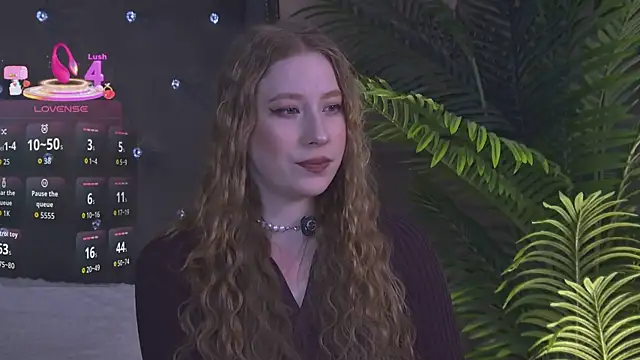 Snapshot of MiaEuphoria_ chatting on February 2026 04:33:02 AM MiaEuphoria online show from February 2026 04:33:02 AM