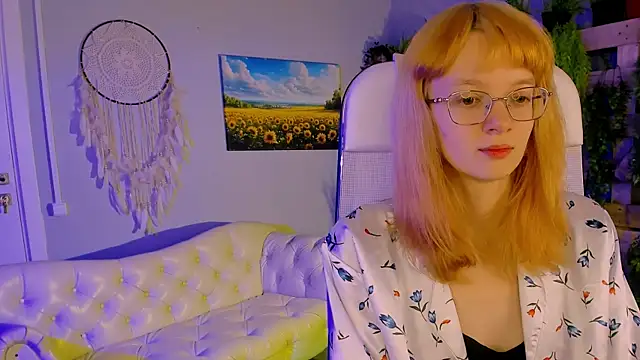 MollyJiggles online show from October 2025 08:26:02 AM