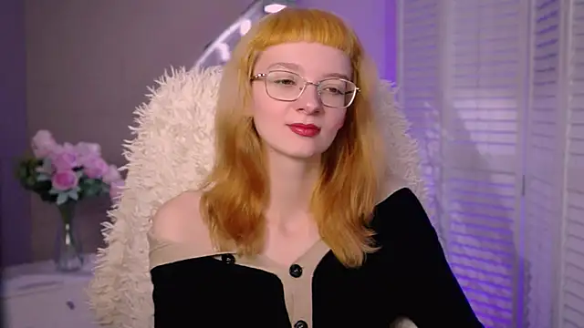 MollyJiggles online show from October 2025 08:04:01 AM