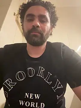 curiousxs online show from April 2026 07:58:01 PM