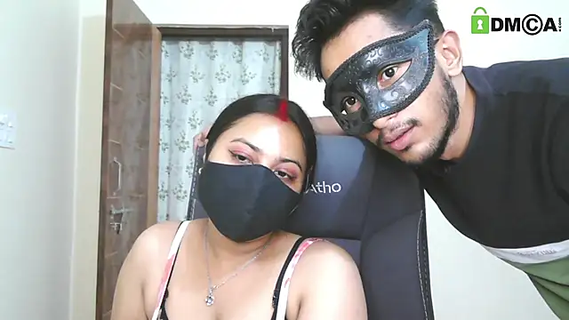 SassyWildCouple online show from May 2026 12:10:01 PM