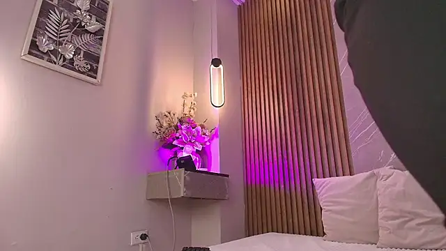 biancaa 18 online show from April 2026 07:28:01 PM