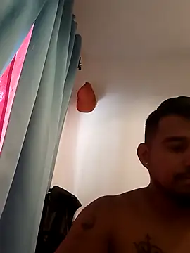 maxiiii125 online show from December 2025 04:24:02 PM