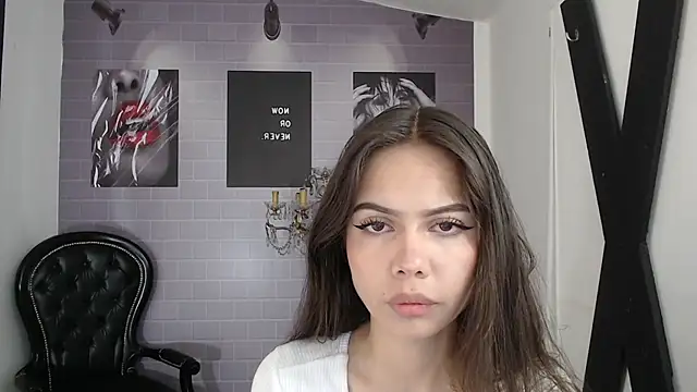 aleesha cameron02 online show from October 2025 12:06:02 PM