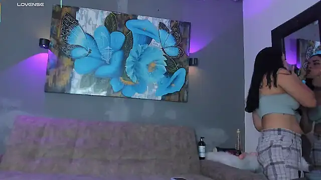 elizabeth lamer online show from April 2026 01:47:02 AM