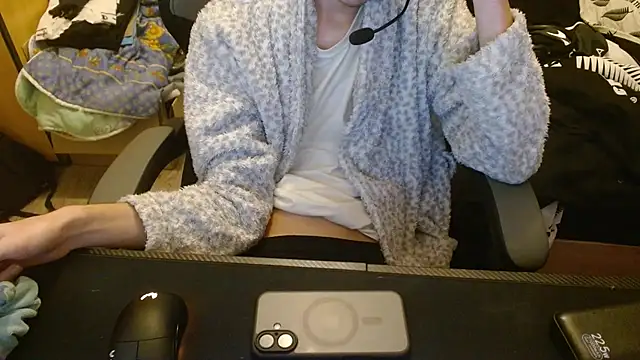 moogly655 online show from March 2026 08:12:02 PM