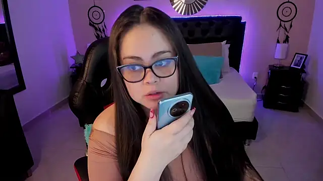 LolaVillalobos online show from February 2026 11:48:02 AM