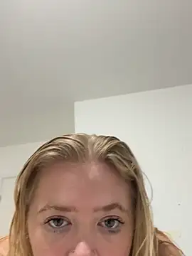 KaylaTrudi online show from November 2025 09:26:01 PM