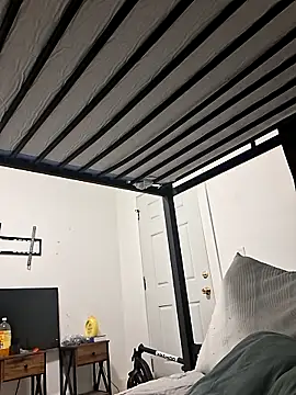 Auhenri25 online show from March 2026 05:13:01 AM