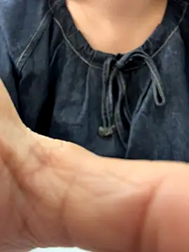 Snapshot of PhuongNhi21 chatting on October 2025 01:36:02 AM PhuongNhi21 online show from October 2025 01:36:02 AM