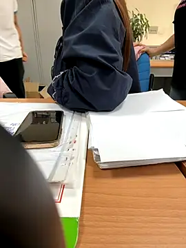 Snapshot of PhuongNhi21 chatting on November 2025 01:16:02 AM PhuongNhi21 online show from November 2025 01:16:02 AM