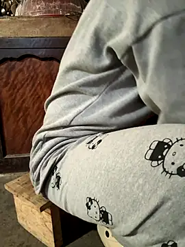 Snapshot of PhuongNhi21 chatting on November 2025 02:11:02 AM PhuongNhi21 online show from November 2025 02:11:02 AM