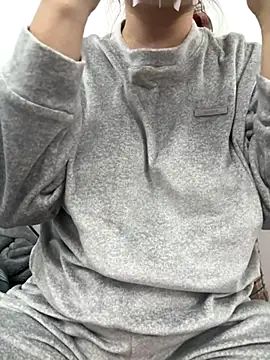 Snapshot of PhuongNhi21 chatting on November 2025 02:42:01 PM PhuongNhi21 online show from November 2025 02:42:01 PM