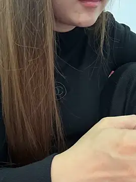 Snapshot of PhuongNhi21 chatting on December 2025 01:27:01 PM PhuongNhi21 online show from December 2025 01:27:01 PM