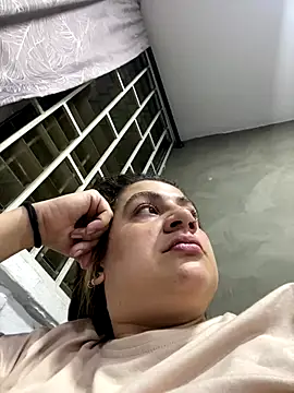 megvibes online show from November 2025 12:53:01 AM