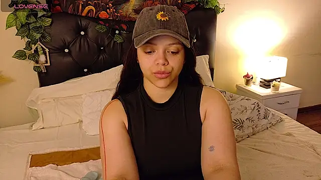 Amanda sweet online show from November 2025 01:35:02 PM