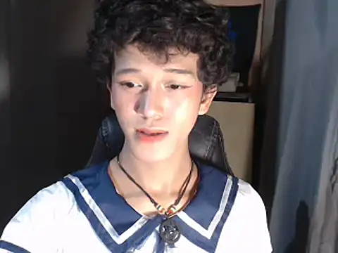 Snapshot of kenbigcockxx chatting on October 2025 09:40:01 AM kenbigcockxx online show from October 2025 09:40:01 AM