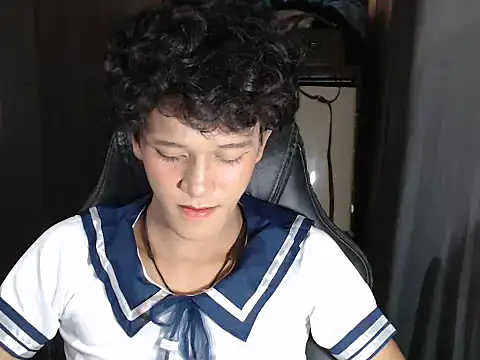 Snapshot of kenbigcockxx chatting on October 2025 03:20:01 PM kenbigcockxx online show from October 2025 03:20:01 PM
